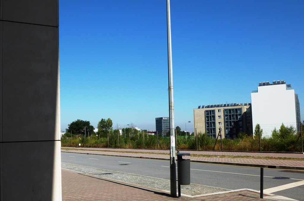 Terreno p/ contr. altura